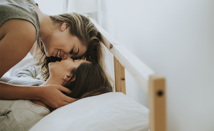 Lezbiyenlarda ayollarning hukmronligi